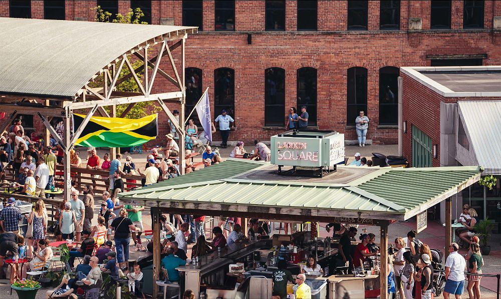 KeyBank Live at Larkin celebrates 716 Day
