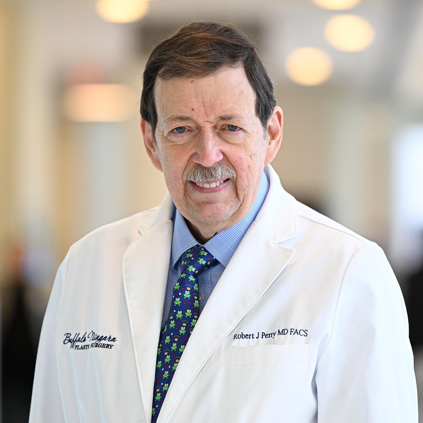 Dr. Robert Perry to receive Distinguished Mentor Award